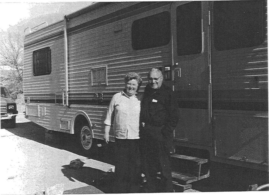 Neil Elton Vanderburg and his wife, Edith Vanderburg, as printed in Monograph #08